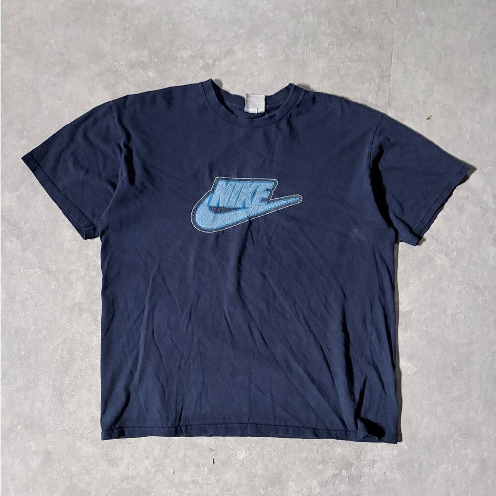 90's Vintage Nike Logo Navy T-Shirt -M
